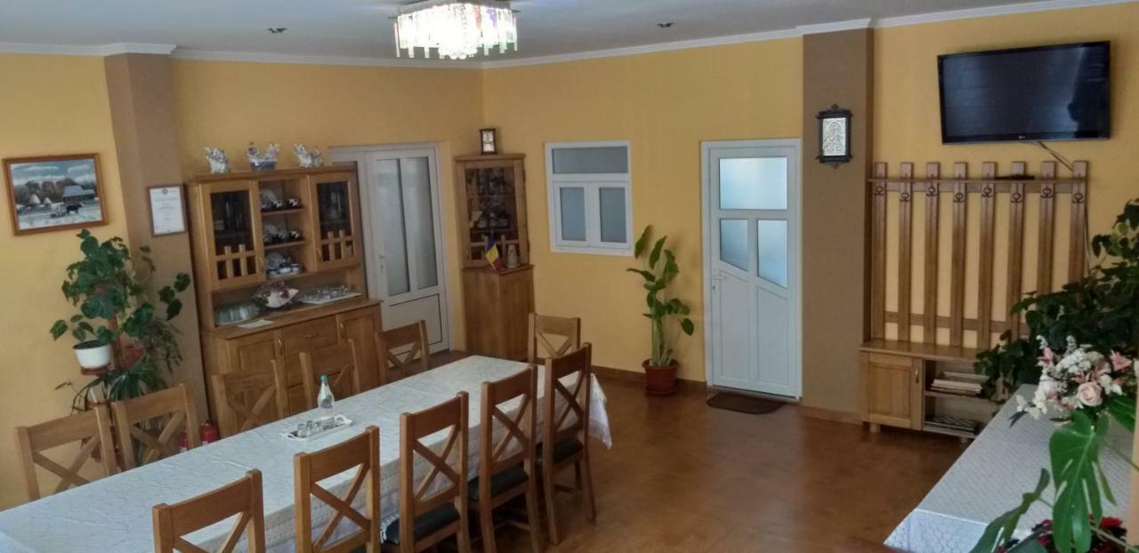 Pensiunea Casa Stet Toader Iulian Săpînţa Exterior foto